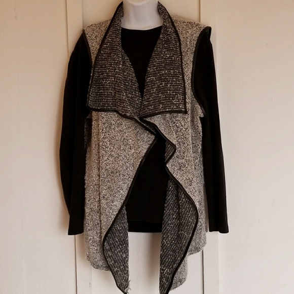 Sunny Leigh Sweaters - Gray sweater vest